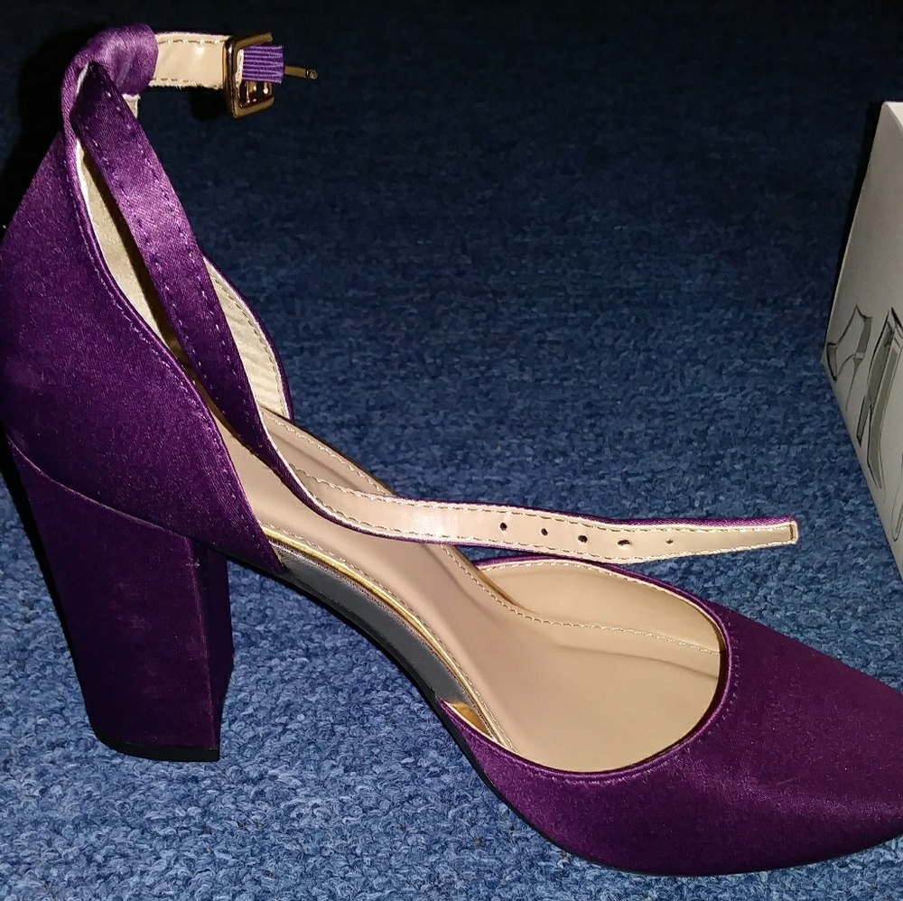 Shoes 👠 - Picture 4 of 4